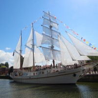 sails1.JPG